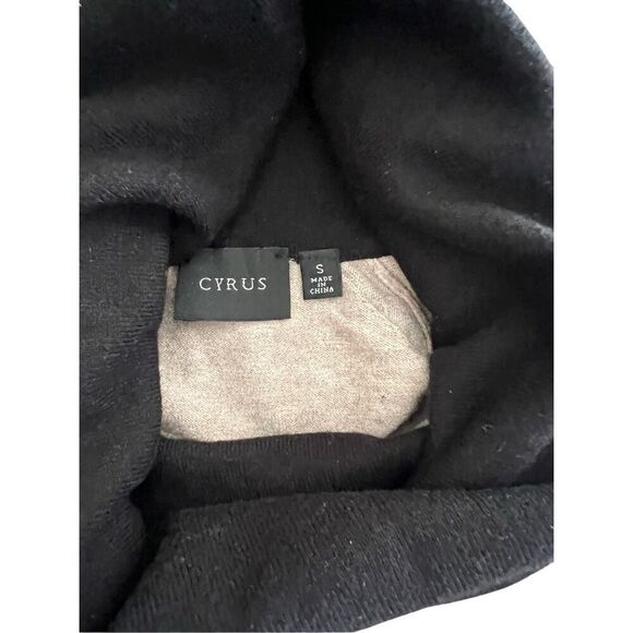 Cyrus Cowl Neck Beige Knit Long Sleeve Soft Sweater size S - Picture 5 of 5